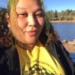 Meet your Posher, Chloe